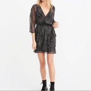 Abercrombie & Fitch Leopard Print Wrap Dress with sleeves - M